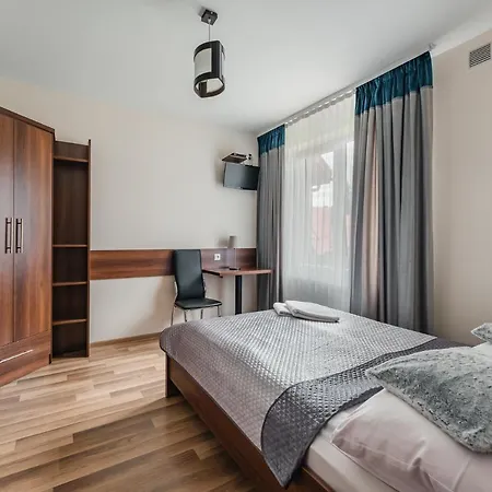 Privat bolig Magdalenka 5 Min Pieszo Od Kotelnicy